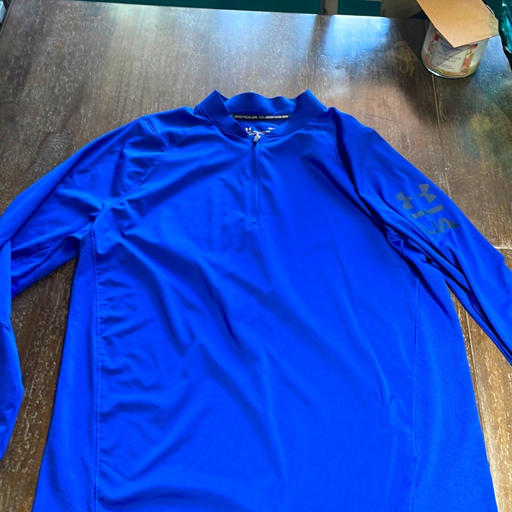 Under armor long sleeve breathable shirt